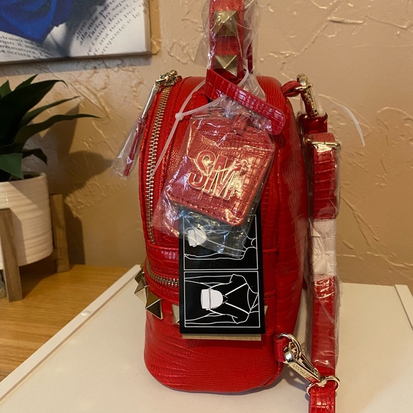 COPY - Steve Madden Backpack/Crossbody - Picture 2 of 6